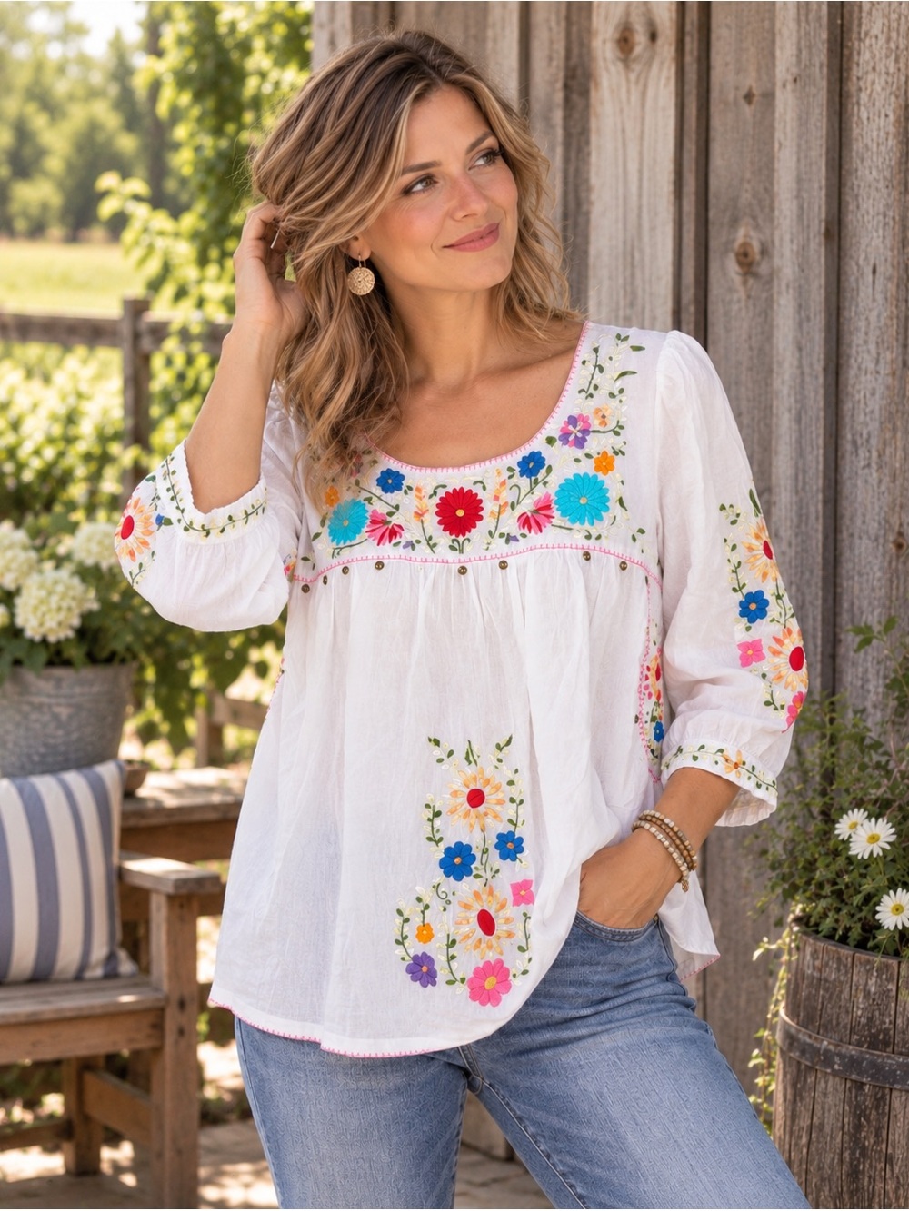 ECI White Tunic Top with Multicolor Floral Embroidery Boho Flowy Sz L
